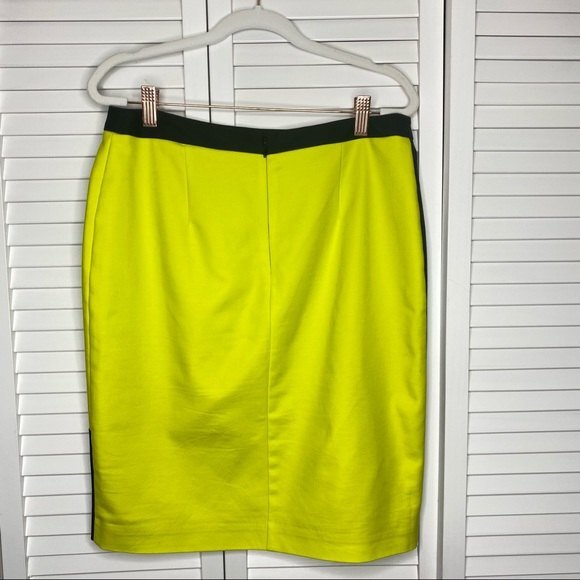 Worthington Neon Yellow and Black Color Block Print Skirt Size 6 - Picture 3 of 7